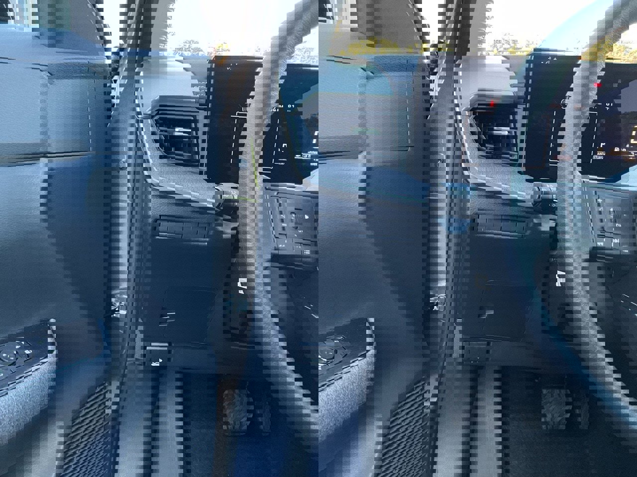 New 2026 Nissan Kicks SV image 24