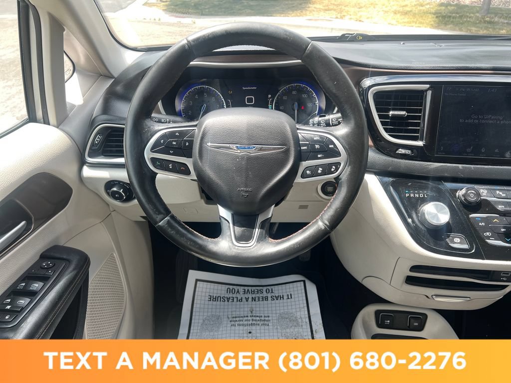 Used 2018 Chrysler Pacifica Touring-L w/ Advanced Safetytec Group FWD image 13
