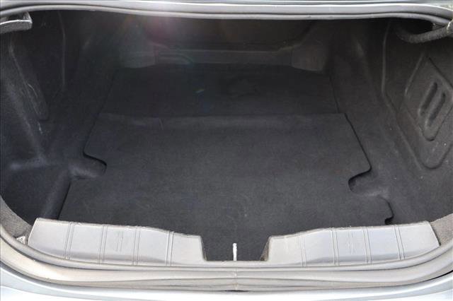 Used 2019 Chevrolet Camaro SS RWD image 6