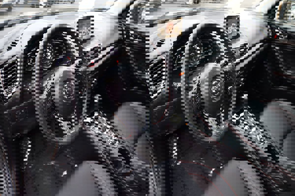 Used 2016 MAZDA MAZDA3 i Grand Touring image 20