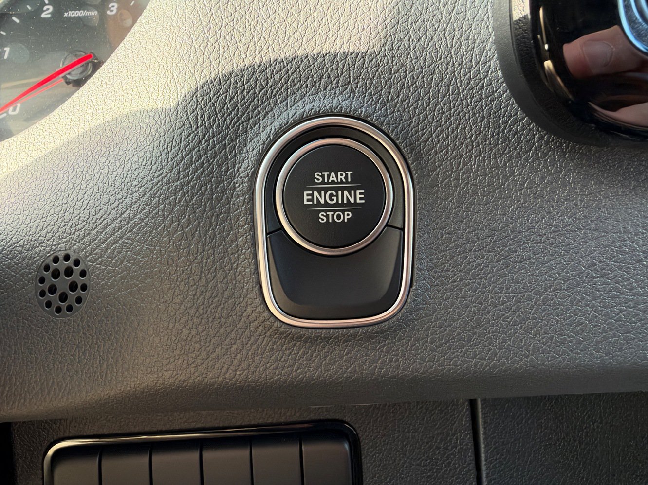 Used 2025 Mercedes-Benz Sprinter 2500 image 15