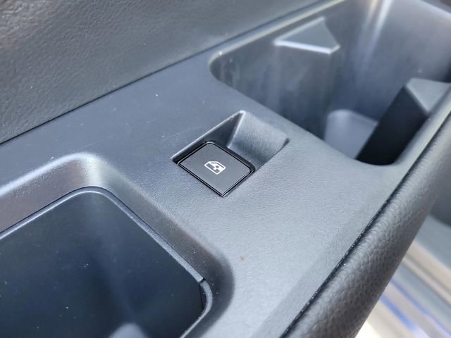 Used 2025 Nissan Pathfinder SV image 20