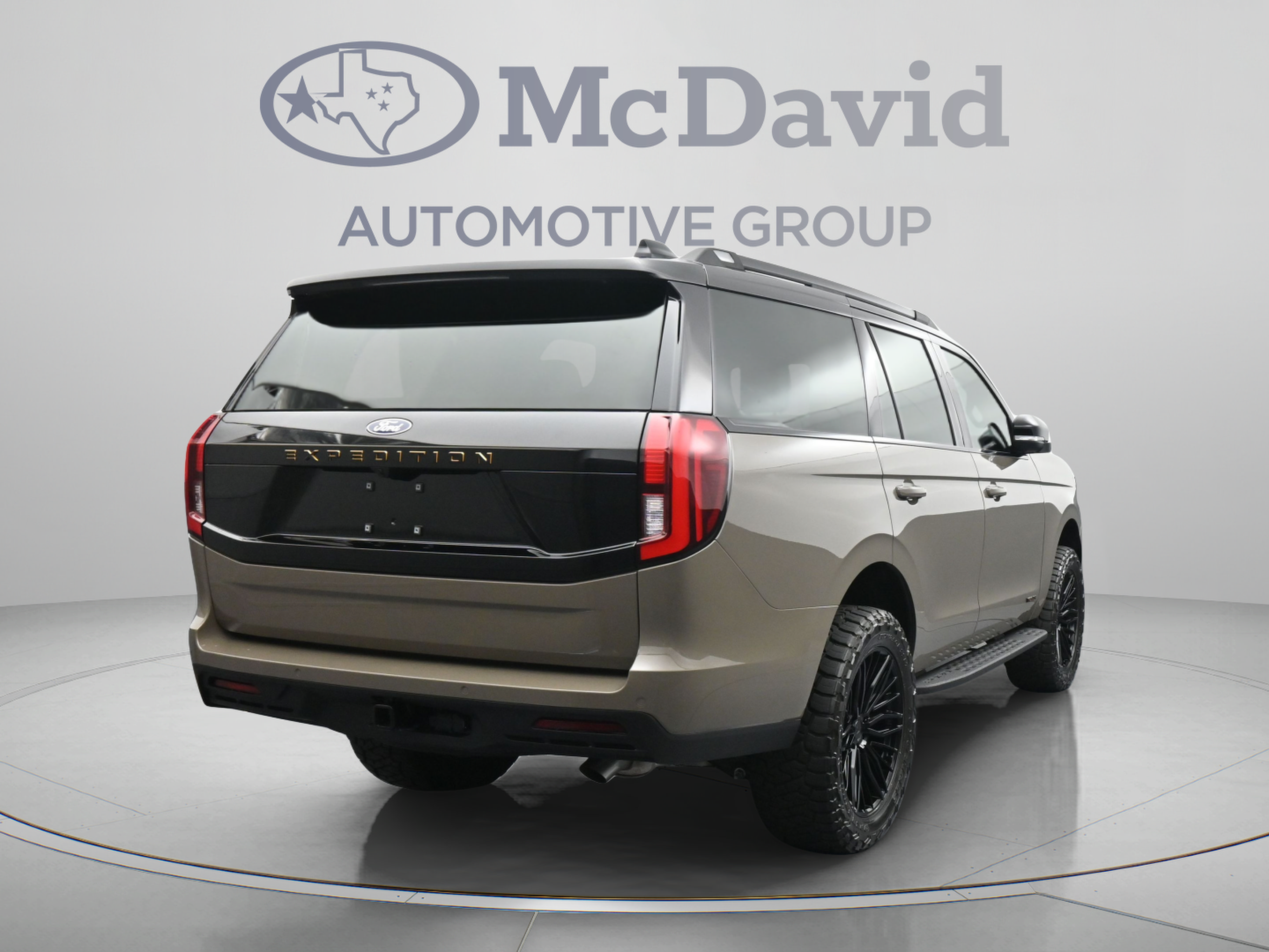 Used 2027 Ford Expedition Tremor w/ Driver's Package AWD/4WD image 8