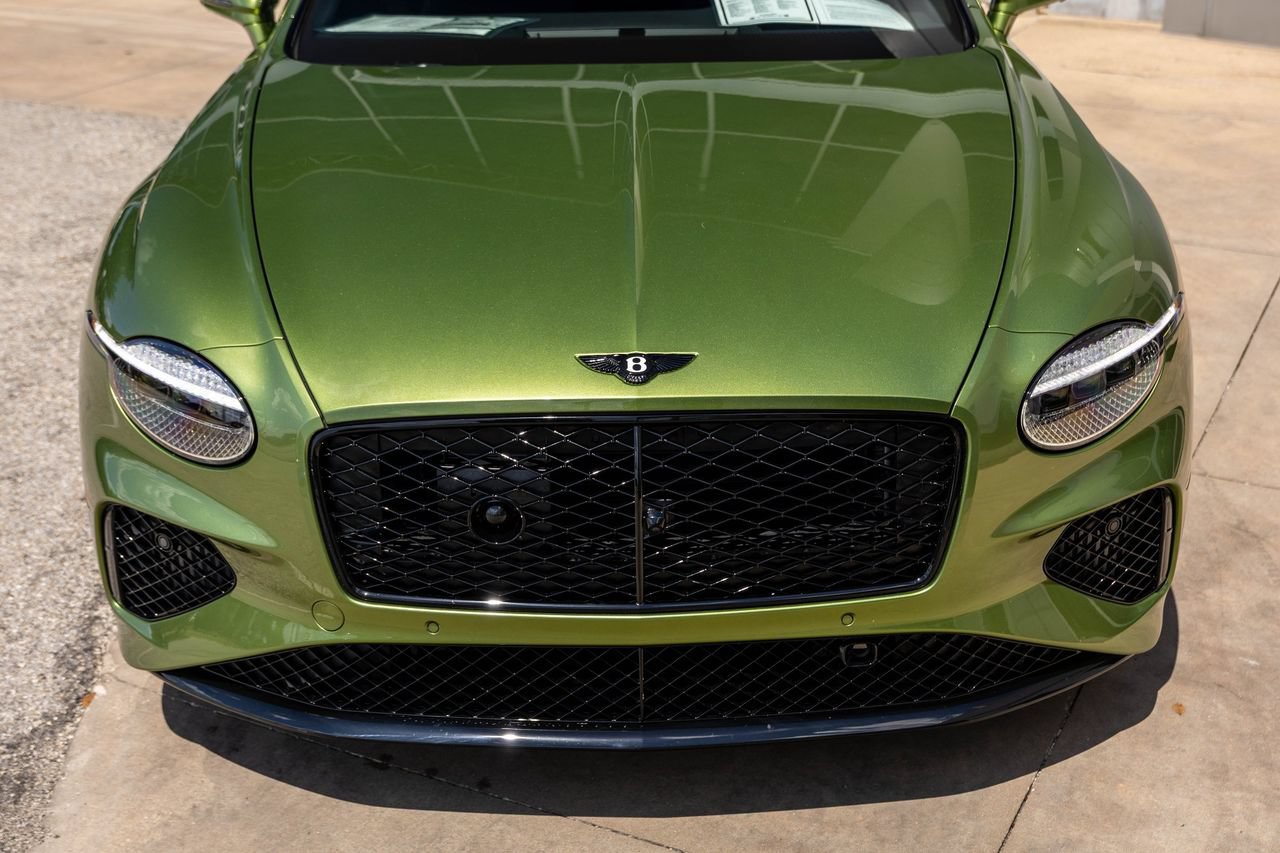 Certified 2025 Bentley Continental GTC AWD/4WD image 9