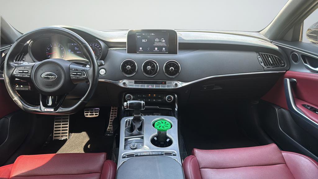 Used 2019 Kia Stinger GT RWD image 12