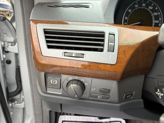 Used 2005 BMW 745i image 22