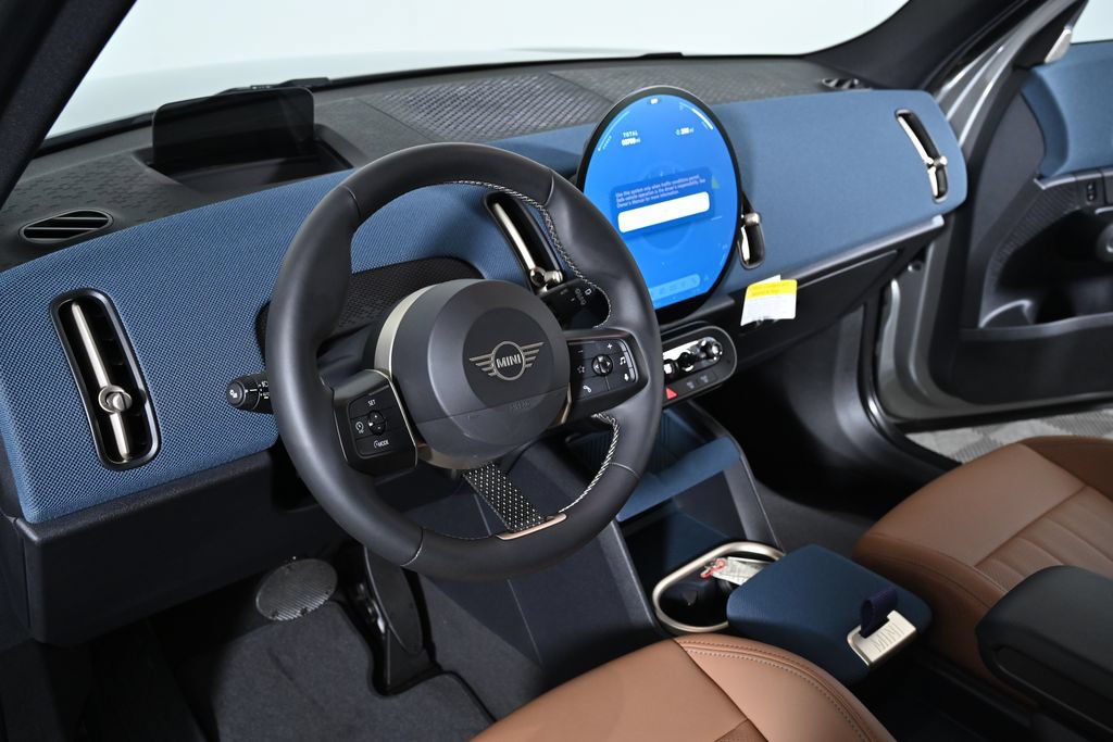 Certified 2025 MINI Cooper Countryman S AWD/4WD image 11