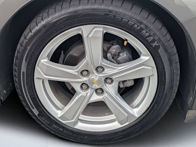 Used 2017 Chevrolet Volt LT FWD image 10