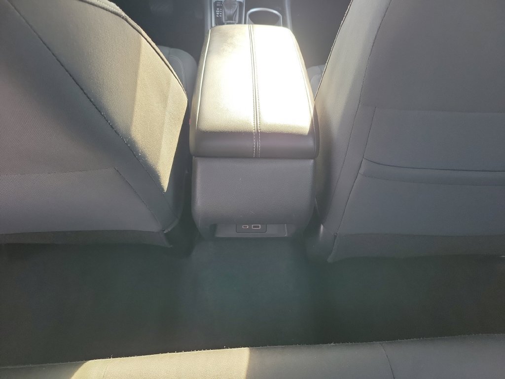 Used 2024 Nissan Altima 2.5 SV FWD image 16