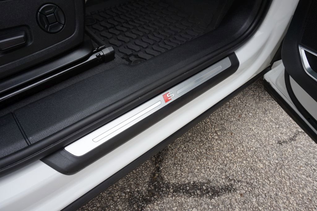 Used 2020 Audi Q3 2.0T Premium Plus w/ Premium Plus Package image 33