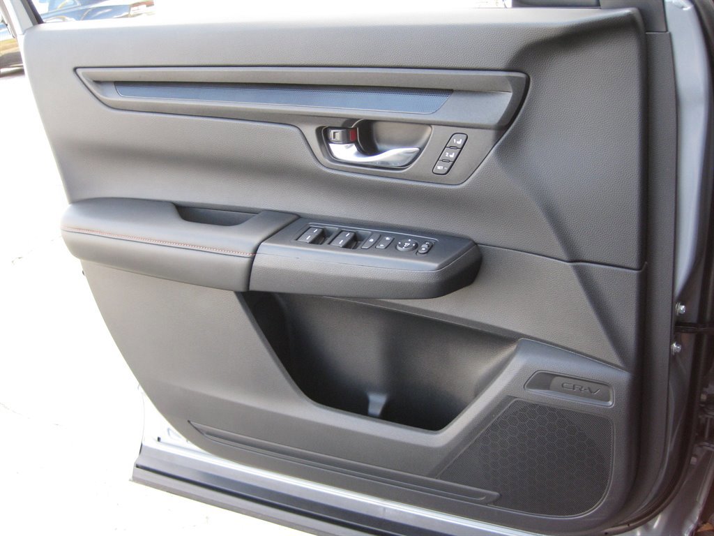 Used 2026 Honda CR-V Sport-L image 11