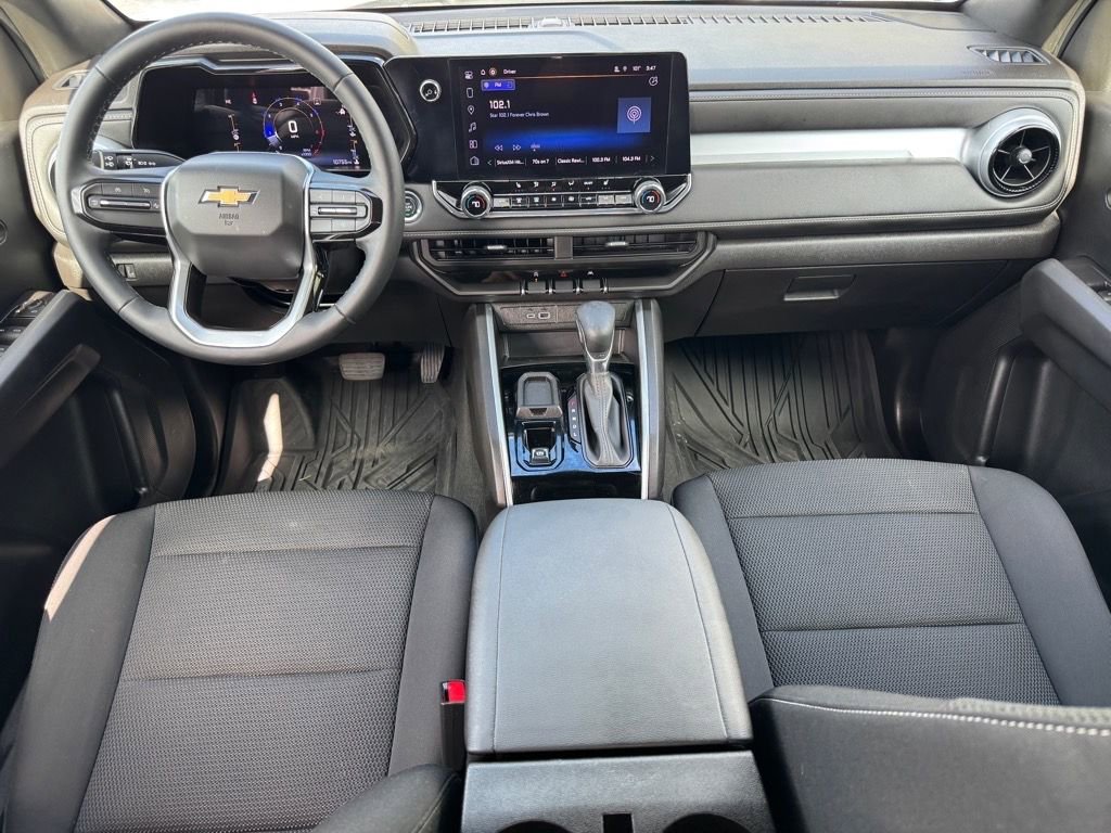 Used 2023 Chevrolet Colorado LT w/ LT Convenience Package II image 10