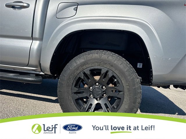 Used 2016 Toyota Tacoma SR5 w/ Towing Package image 23