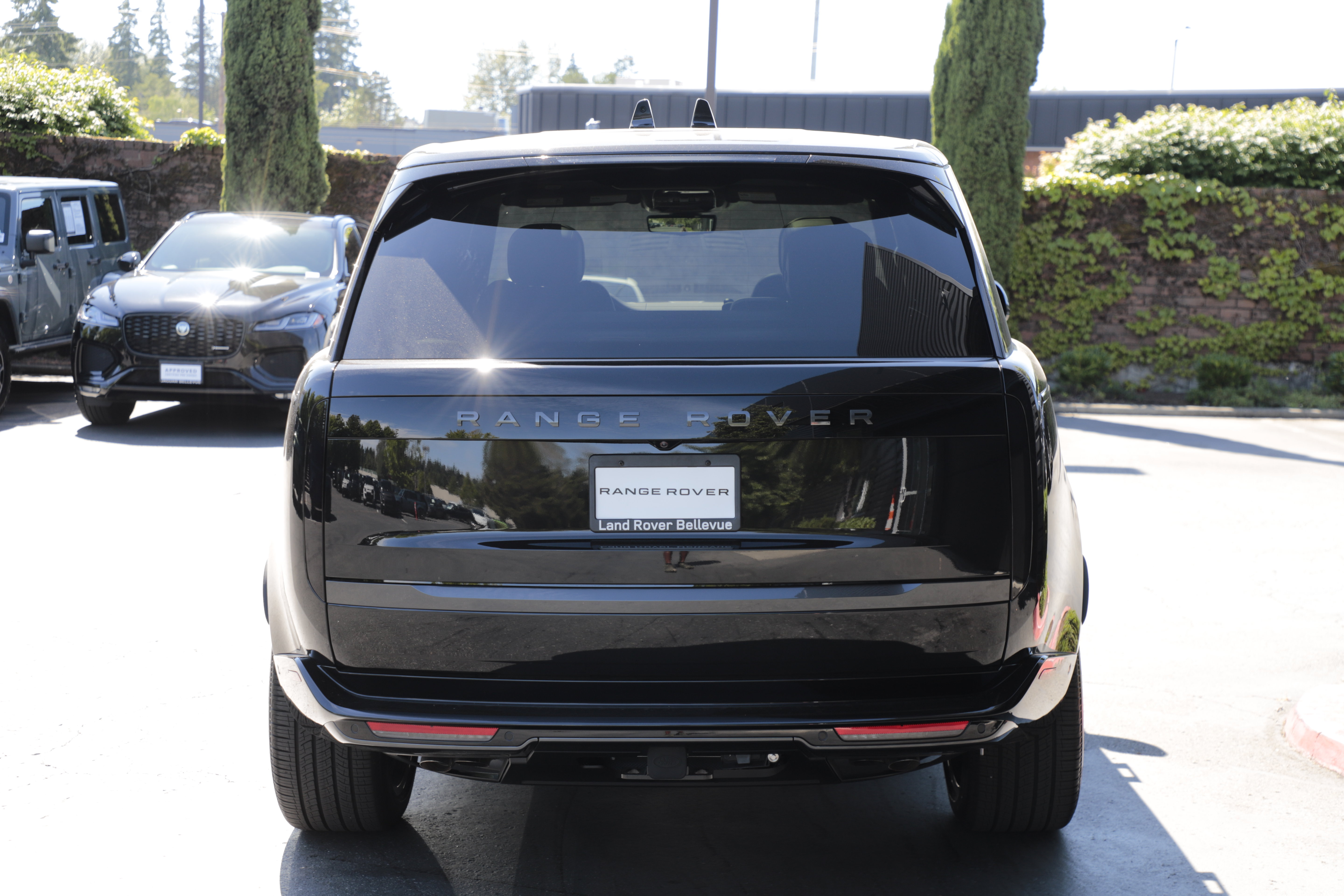 New 2026 Land Rover Range Rover SE AWD/4WD image 5