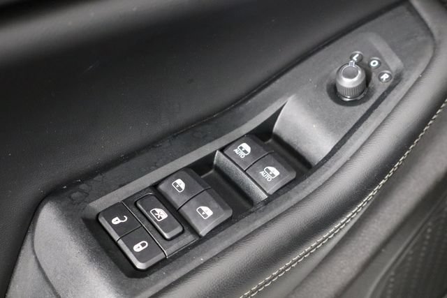 Used 2023 Jeep Grand Cherokee L Laredo AWD/4WD image 22
