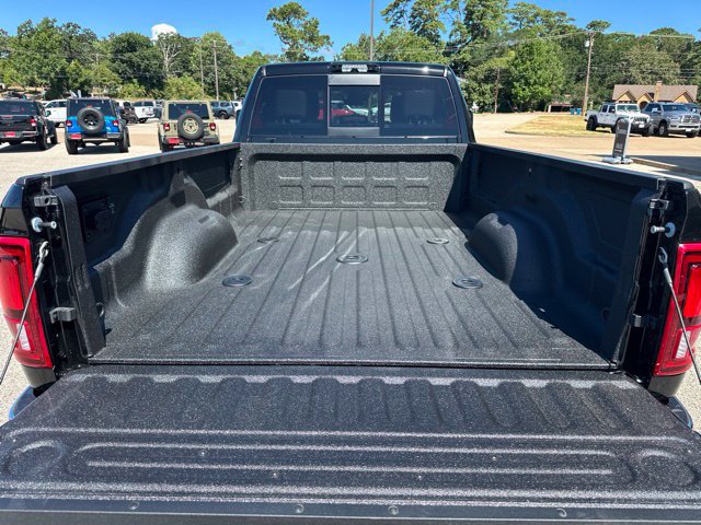New 2026 RAM 3500 Laramie AWD/4WD image 43
