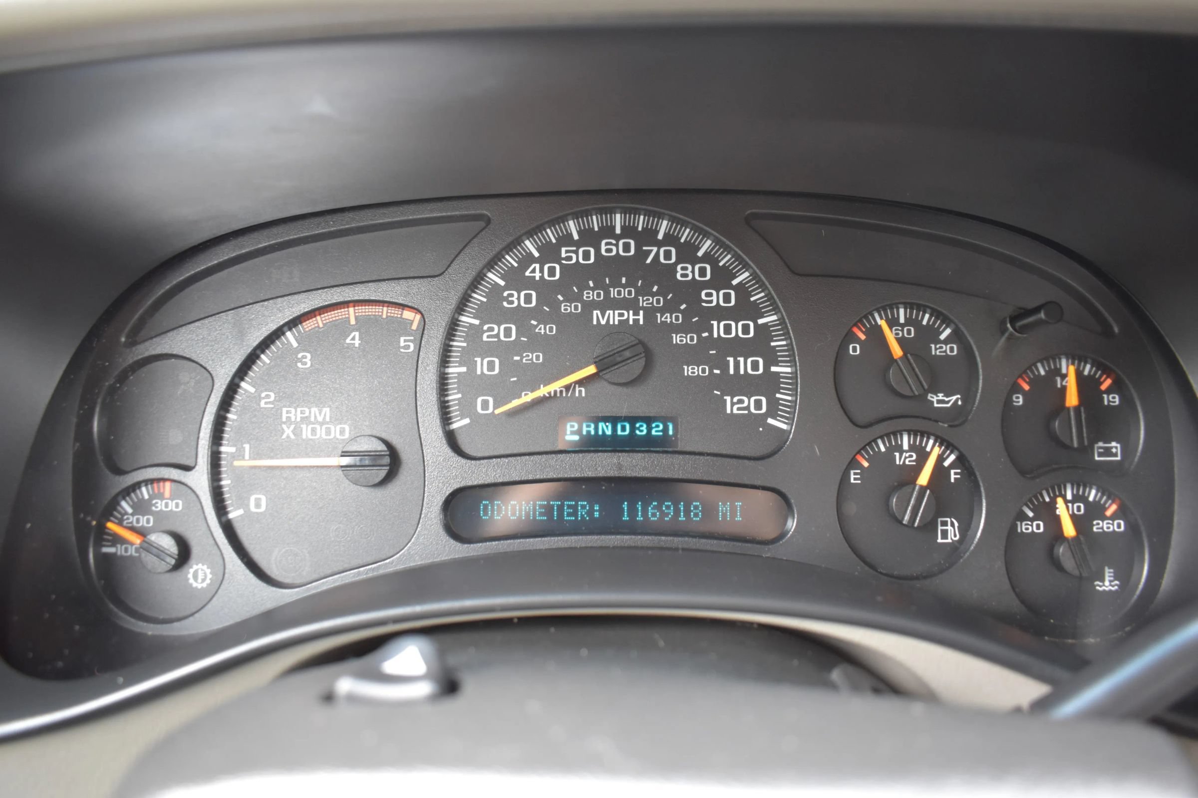 Used 2005 Chevrolet Silverado 2500 LT w/ Heavy-Duty Power Package AWD/4WD image 53
