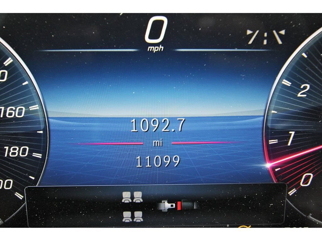 Used 2025 Mercedes-Benz GLS 63 AMG 4MATIC image 11