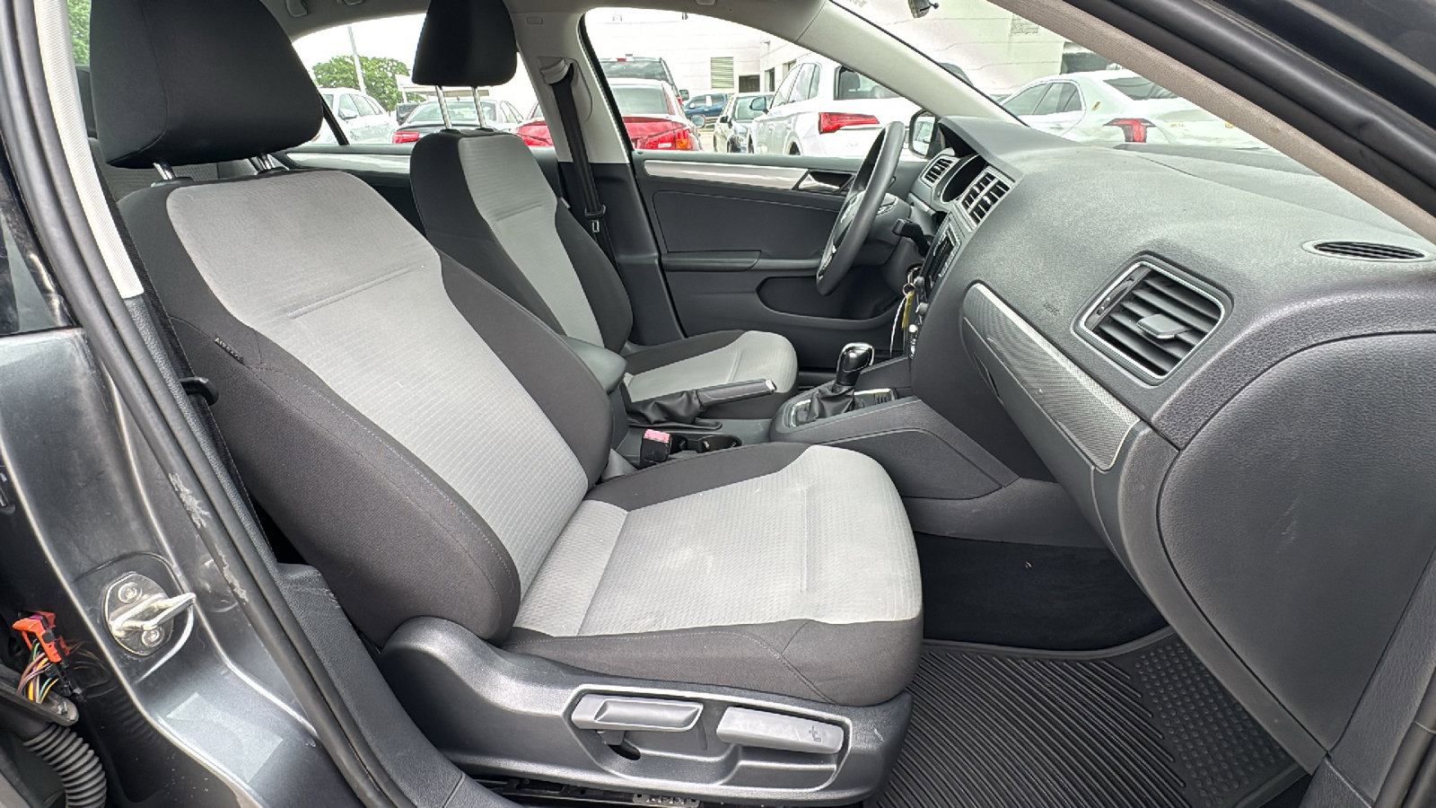 Used 2017 Volkswagen Jetta S FWD image 31