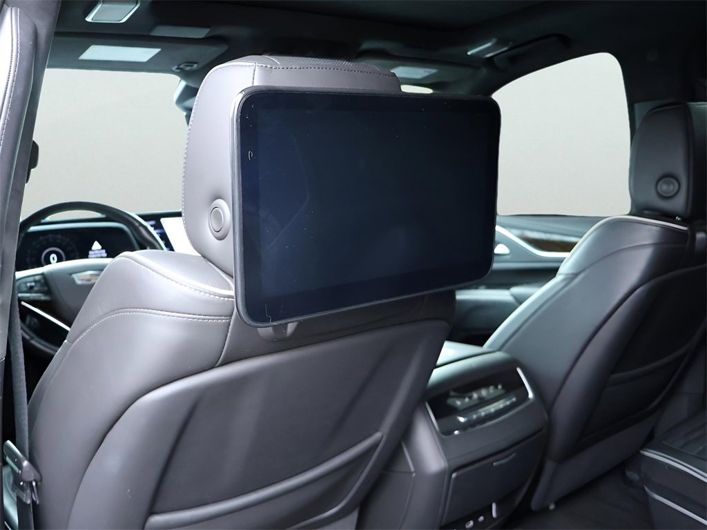 Used 2023 Cadillac Escalade Sport Platinum w/ LPO, ONYX Package image 19