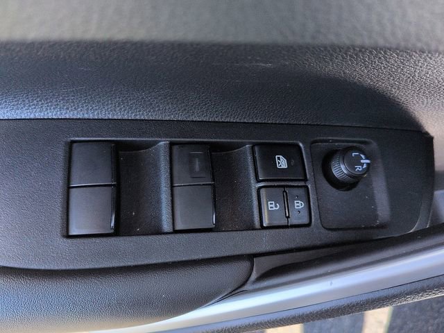 Used 2024 Toyota Corolla Cross AWD Hybrid w/ Moonroof Package image 16