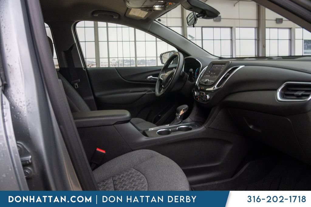 Used 2024 Chevrolet Equinox LT w/ LPO, Floor Liner Package FWD image 23