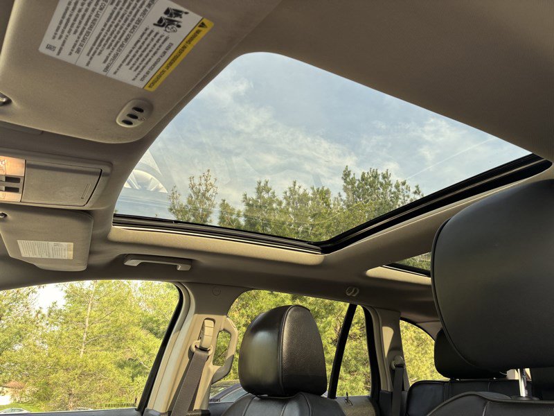 Used 2015 Lincoln MKX AWD w/ Equipment Group 102A image 17