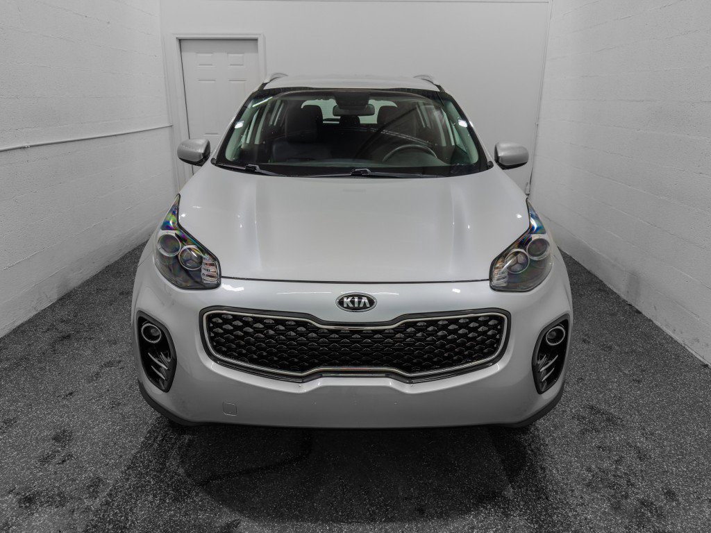 Used 2017 Kia Sportage EX AWD/4WD image 3