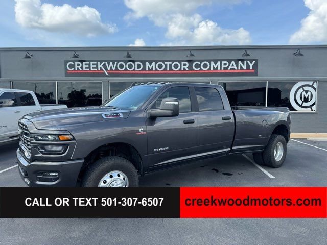 Used 2025 RAM 3500 Big Horn AWD/4WD image 1