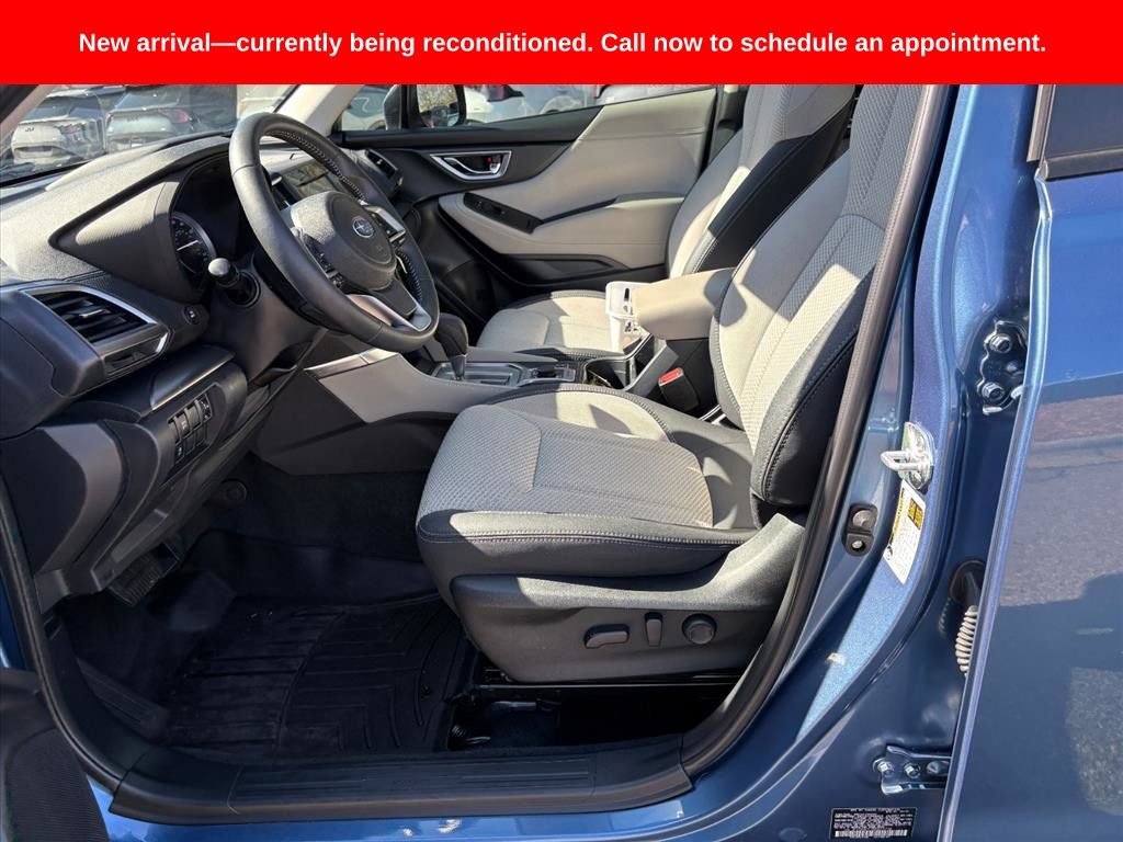 Used 2024 Subaru Forester Premium image 17