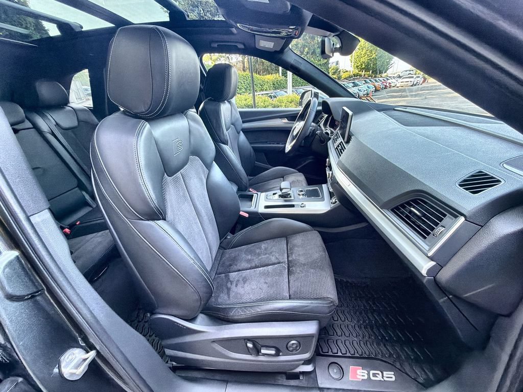 Used 2018 Audi SQ5 Prestige w/ Prestige Package AWD/4WD image 22