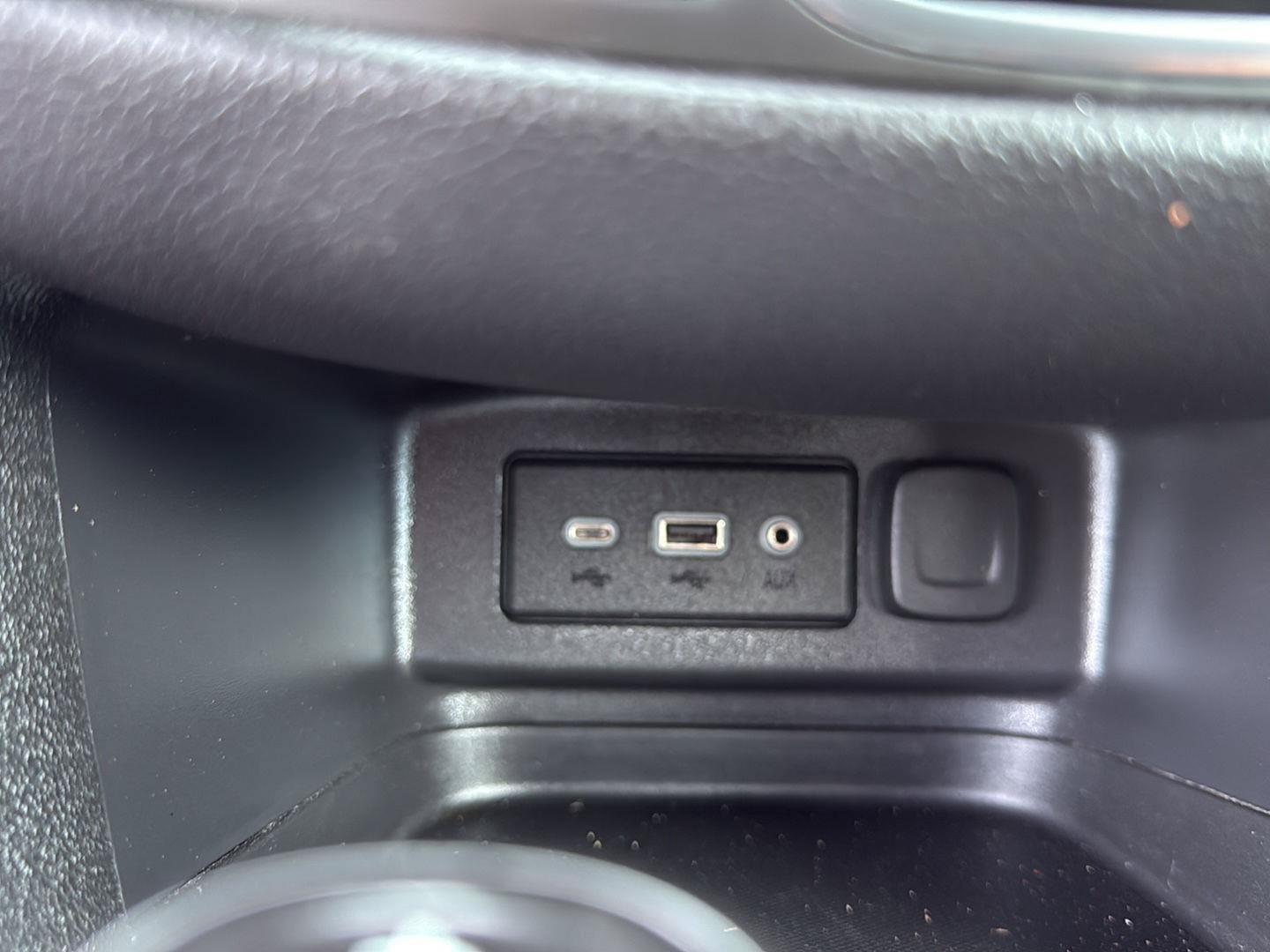 Used 2020 Chevrolet Equinox LT AWD/4WD image 19
