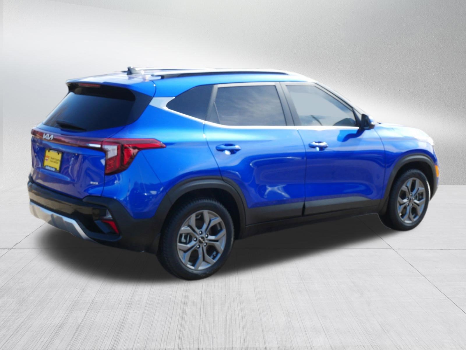 Used 2024 Kia Seltos S image 7