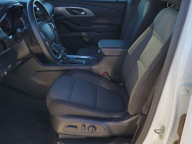 Used 2023 Chevrolet Traverse LT image 6