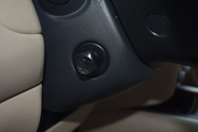 Used 2017 Nissan Pathfinder Platinum w/ Family Entertainment Package image 21