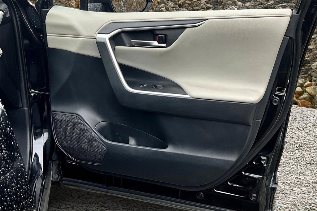 Used 2019 Toyota RAV4 Adventure image 20