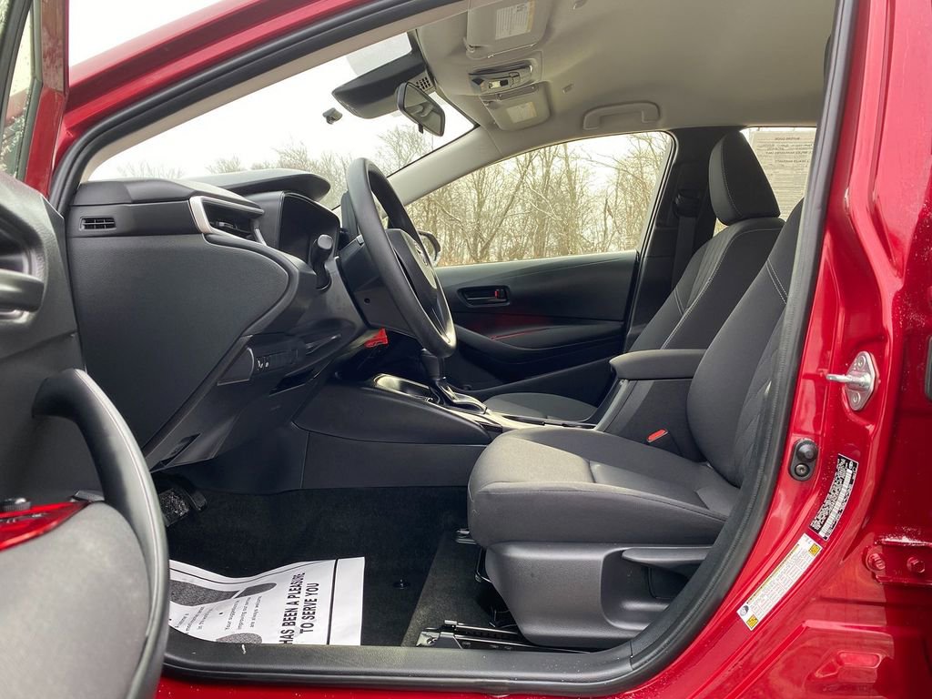 Used 2024 Toyota Corolla LE image 12