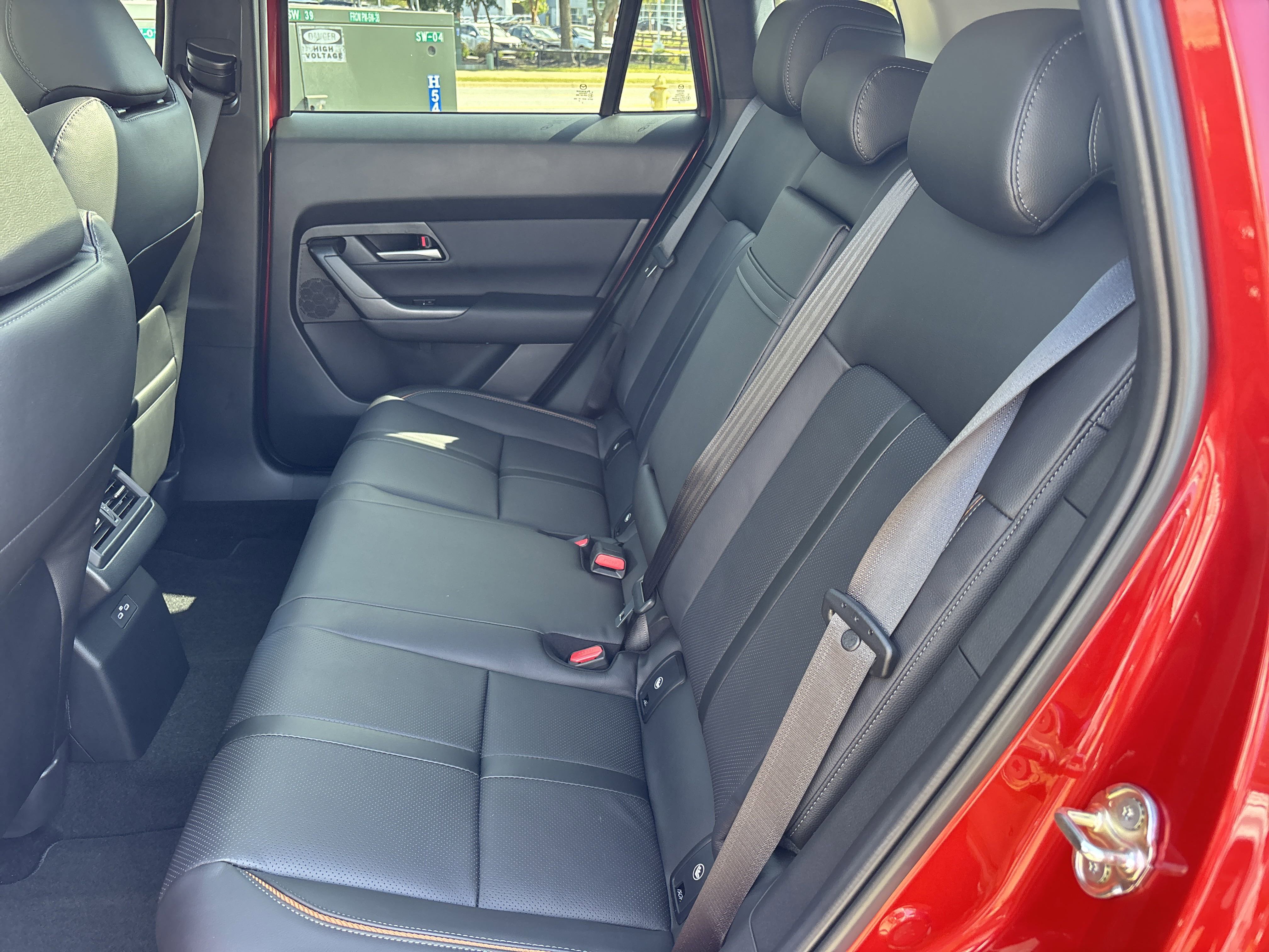 New 2026 MAZDA CX-50 AWD 2.5 Hybrid w/ Premium Pkg image 17