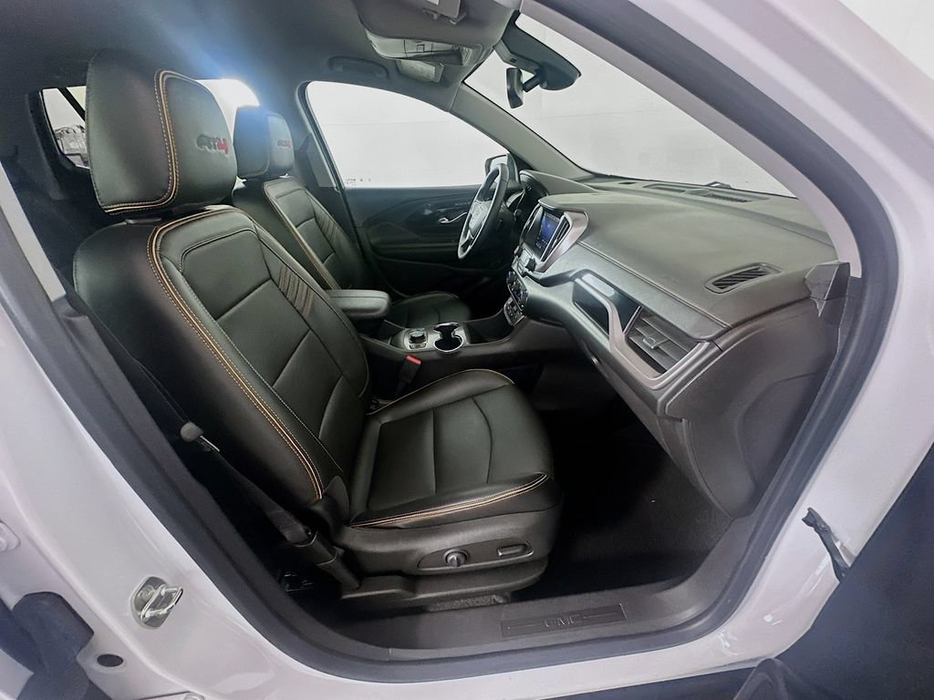 Used 2023 GMC Terrain AT4 AWD/4WD image 27