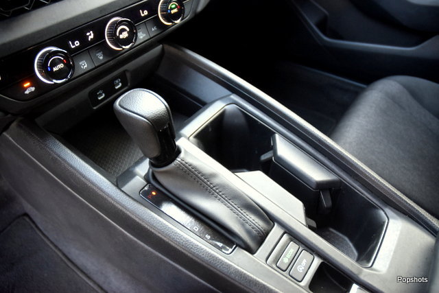 Certified 2024 Honda Accord EX image 12