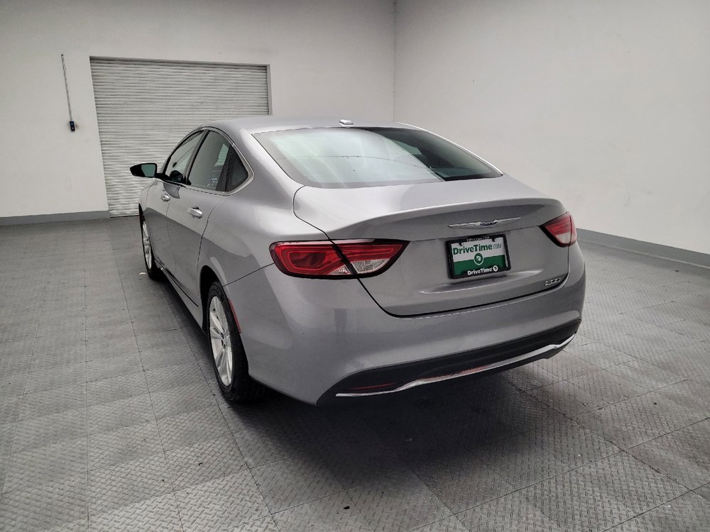 Used 2015 Chrysler 200 Limited w/ Convenience Group FWD image 6