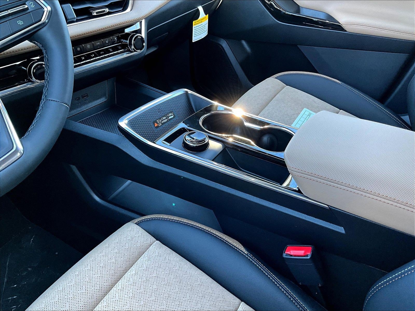 New 2027 Chevrolet Equinox ACTIV AWD/4WD image 12
