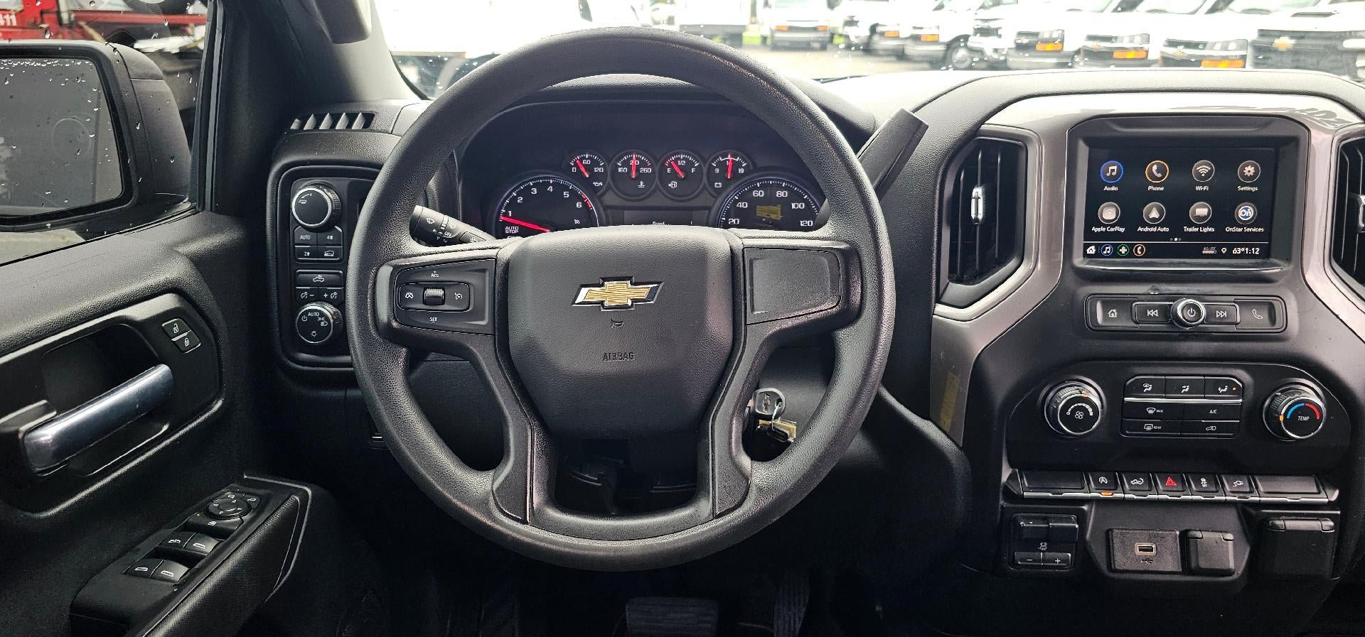Used 2020 Chevrolet Silverado 1500 Custom w/ Custom Value Package AWD/4WD image 14