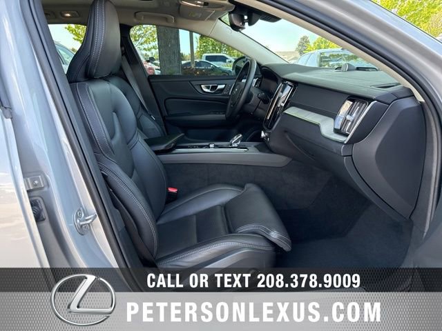Used 2024 Volvo V60 B5 Cross Country Ultimate AWD/4WD image 13