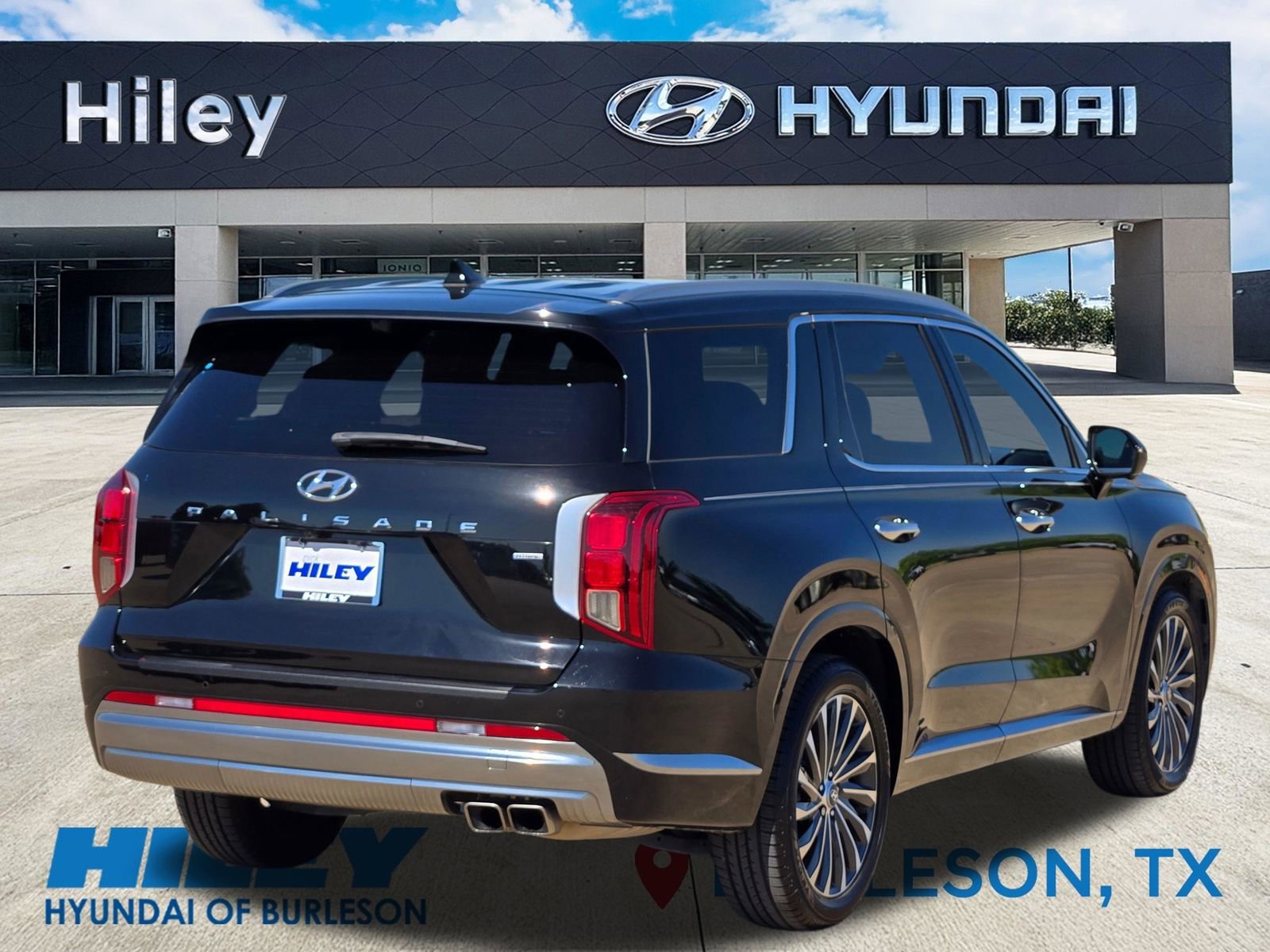 Used 2023 Hyundai Palisade Calligraphy w/ Cargo Package AWD/4WD image 6