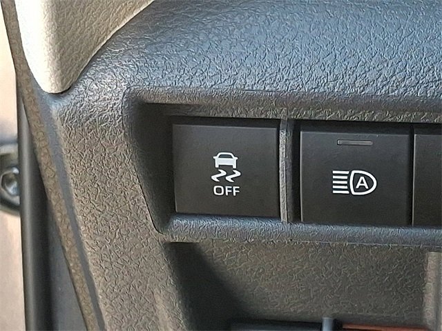 Used 2021 Toyota Sienna LE image 27