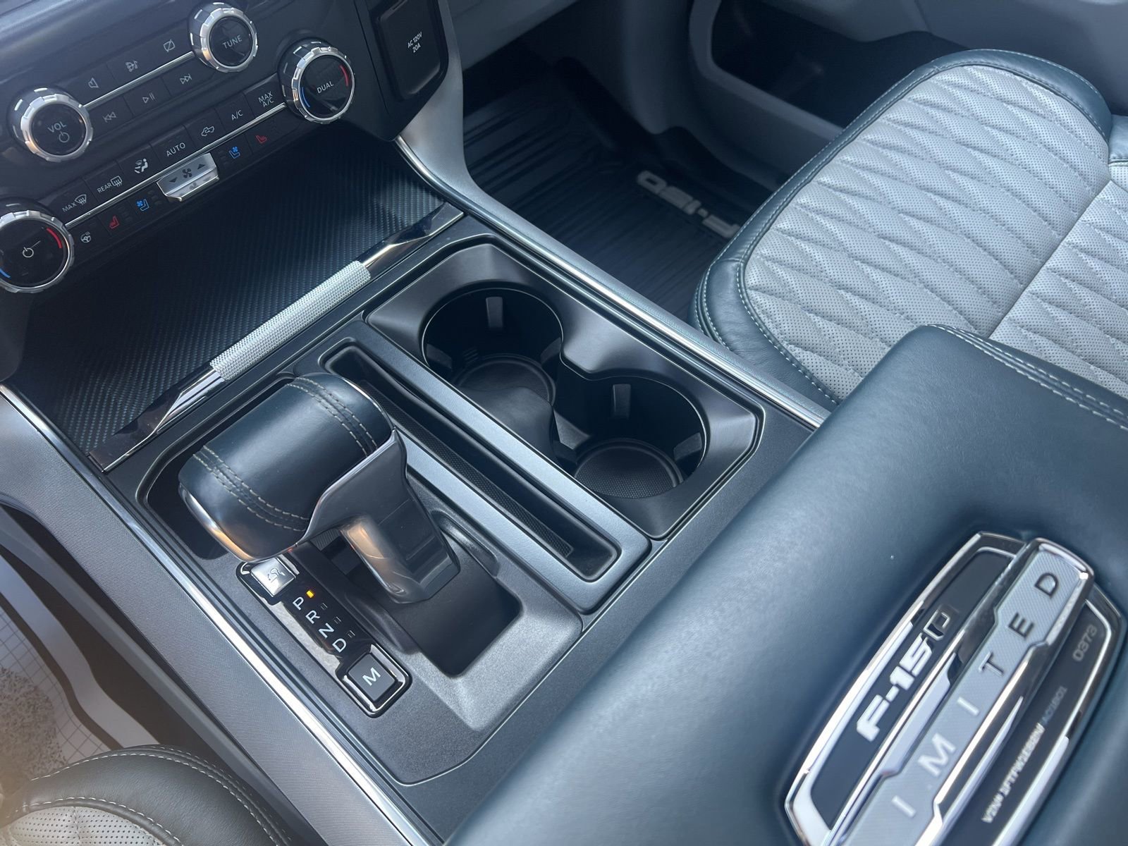 Used 2022 Ford F150 Limited image 15