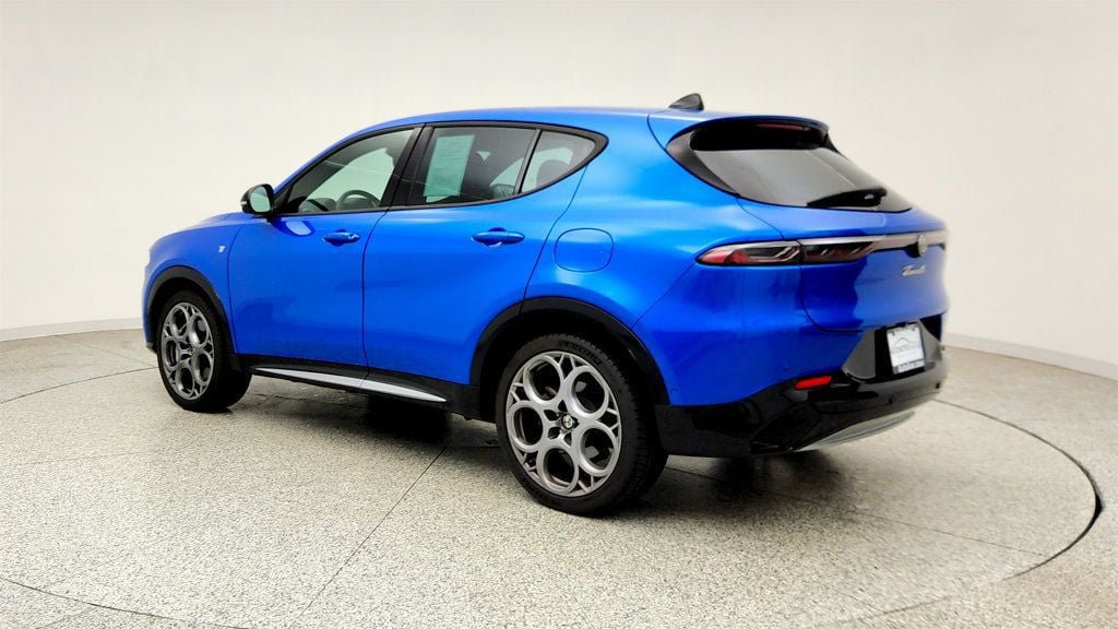 Used 2024 Alfa Romeo Tonale Ti AWD/4WD image 7