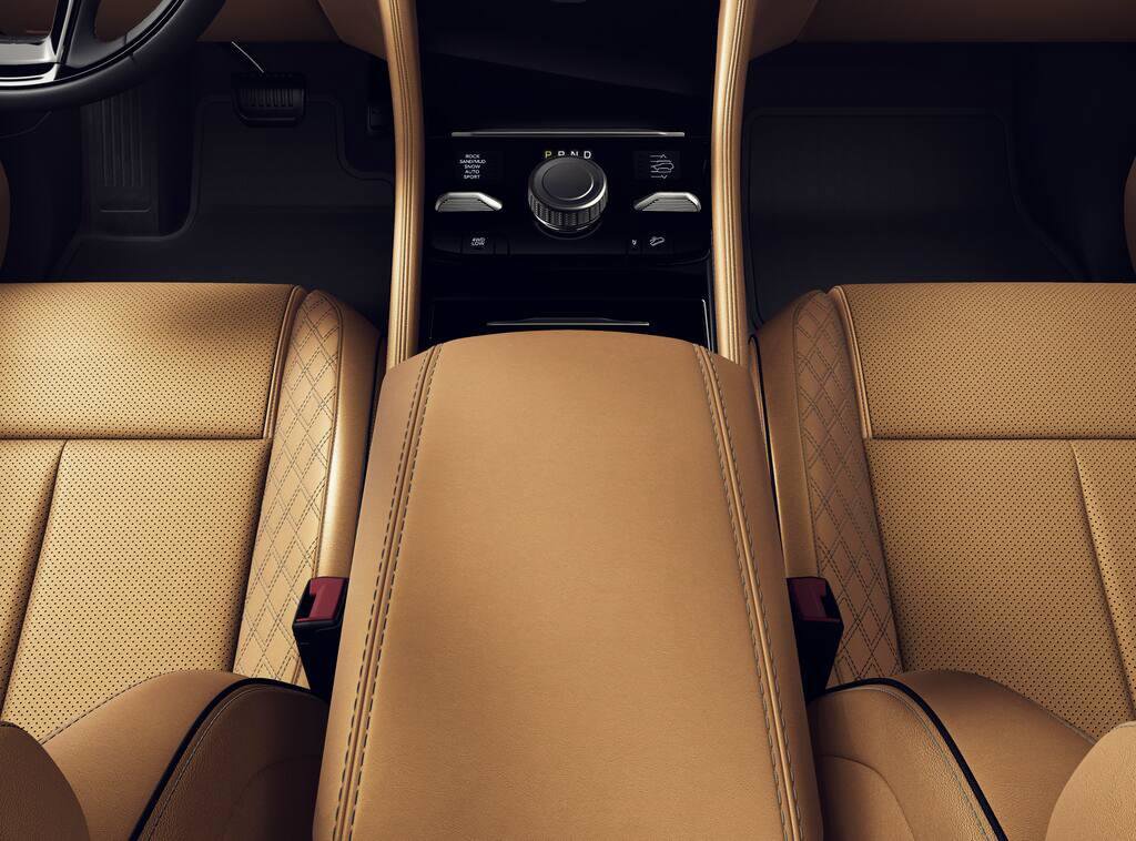 New 2026 Jeep Grand Cherokee Summit image 4