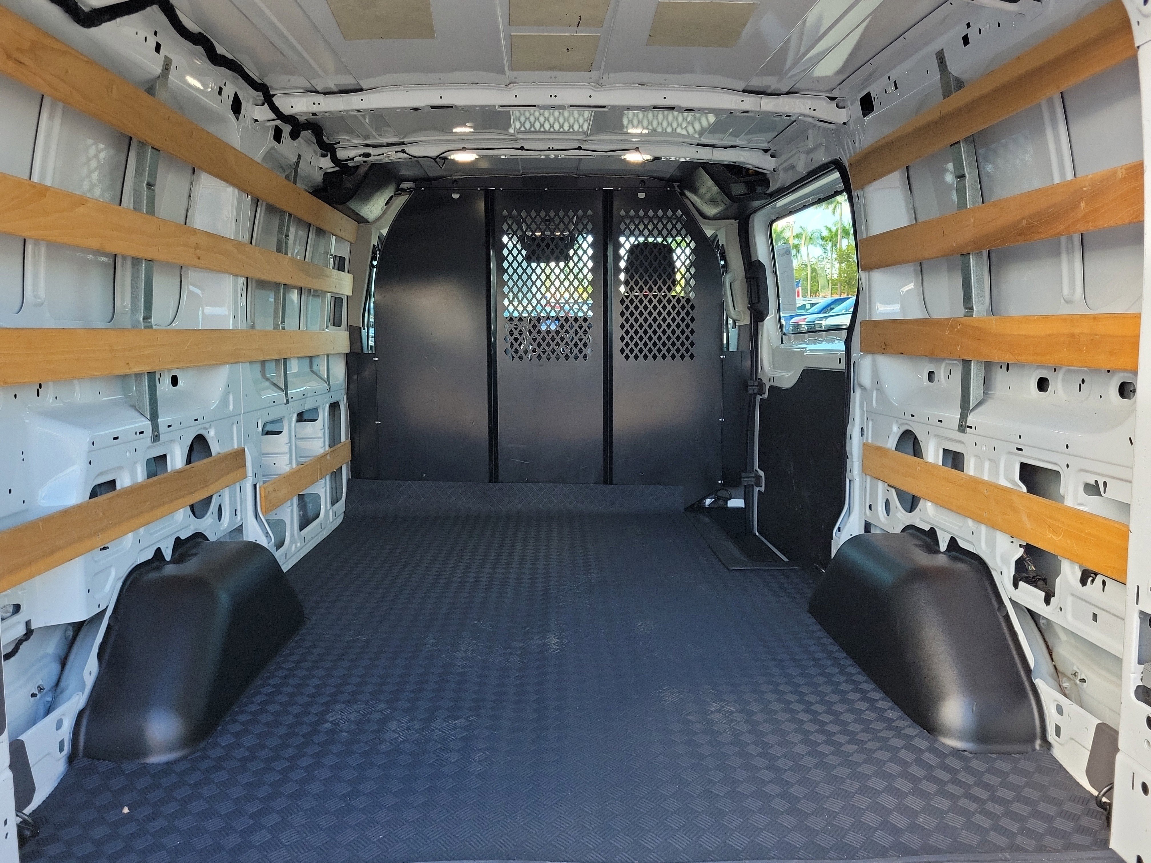 Used 2024 Ford Transit 250 Low Roof w/ Exterior Upgrade Package image 14